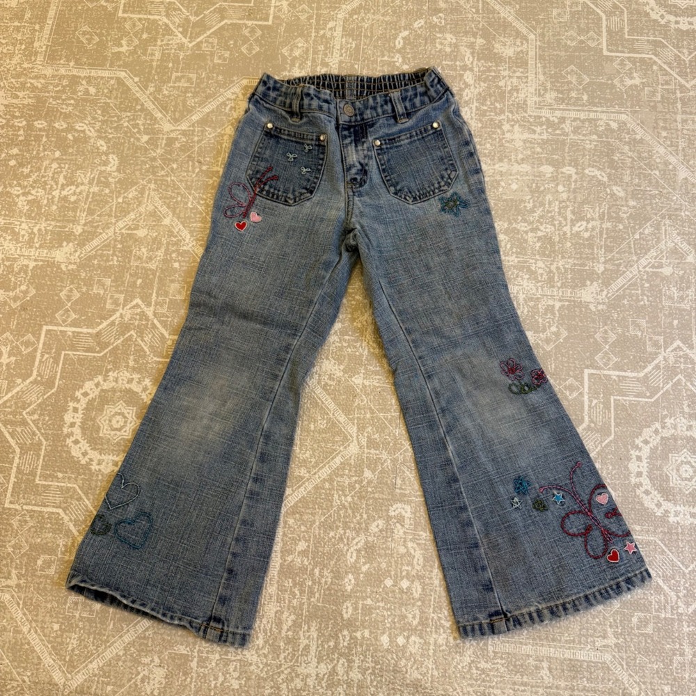 Vintage Old Navy Girls Jeans Size‎ 5 Denim Flare Embroidered Flowers Hearts Kids